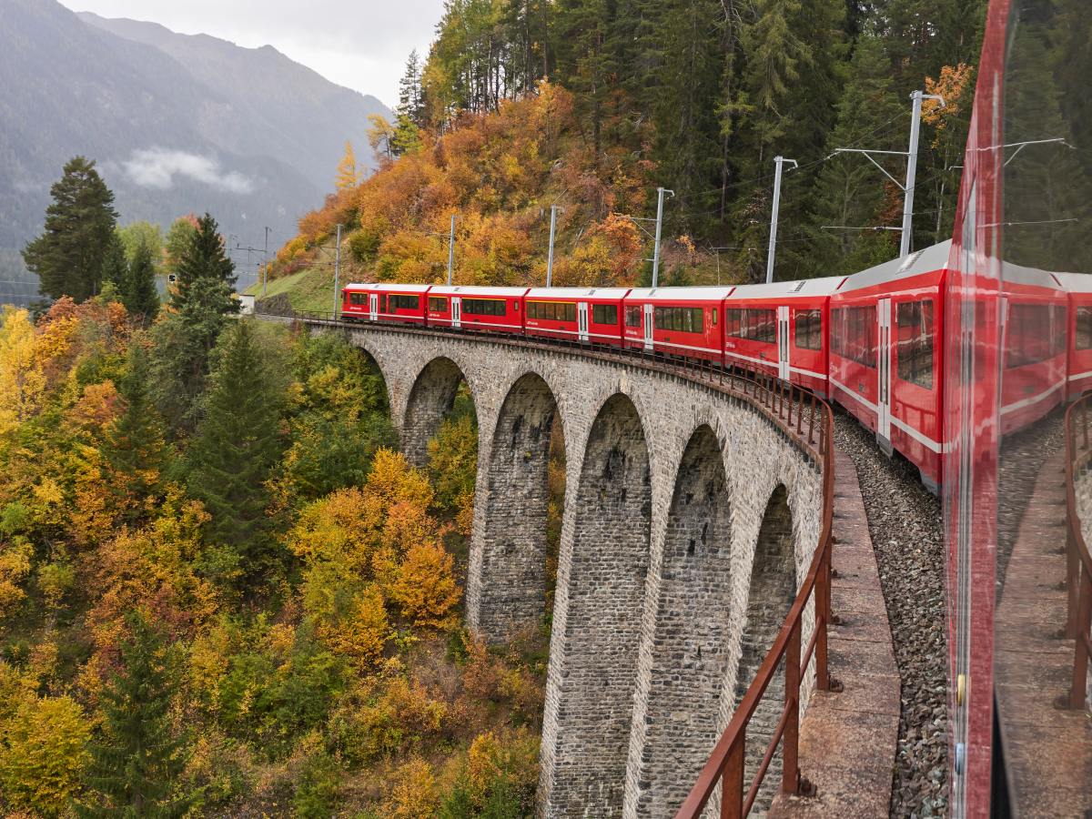 Own it, Explain it, Solve it: What Swiss Rail teaches us about exceptional problem&nbsp;resolution